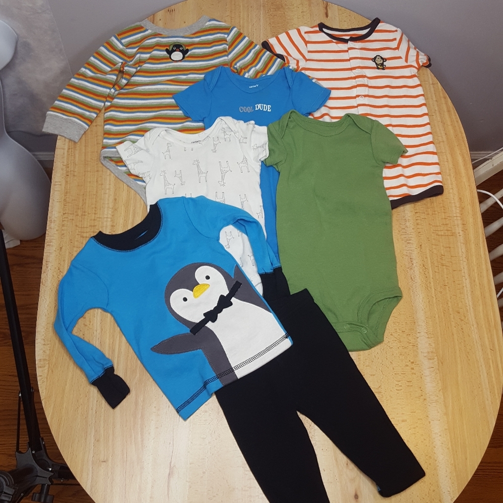 Carter's 12 month baby bundle (7 pieces)